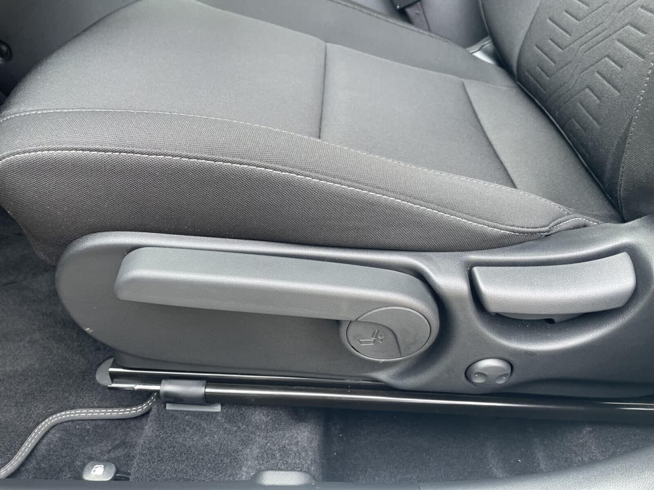 Hyundai Kona - zdjęcie 13