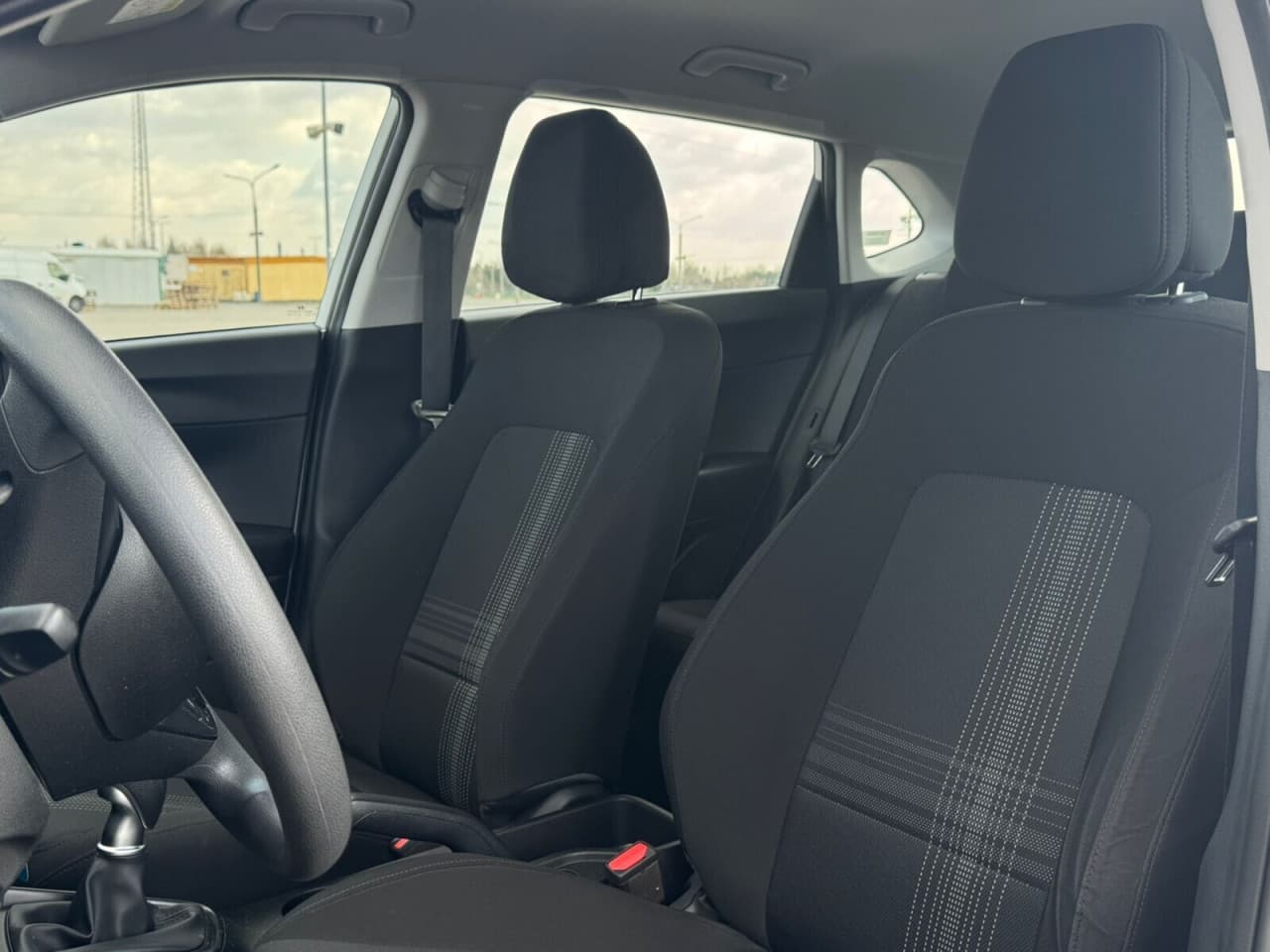 Hyundai i20 - zdjęcie 18