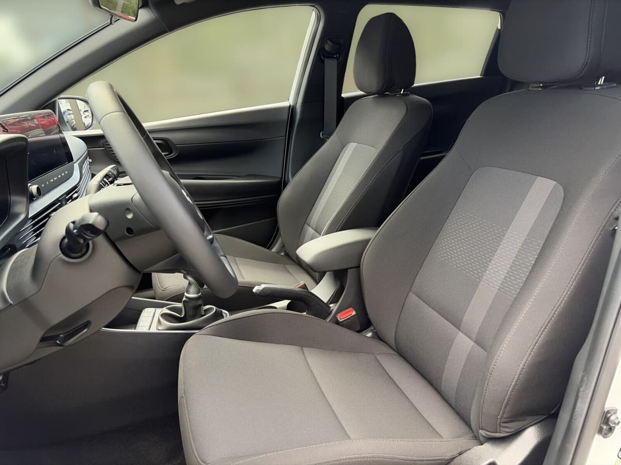 Hyundai i20 - zdjęcie 12