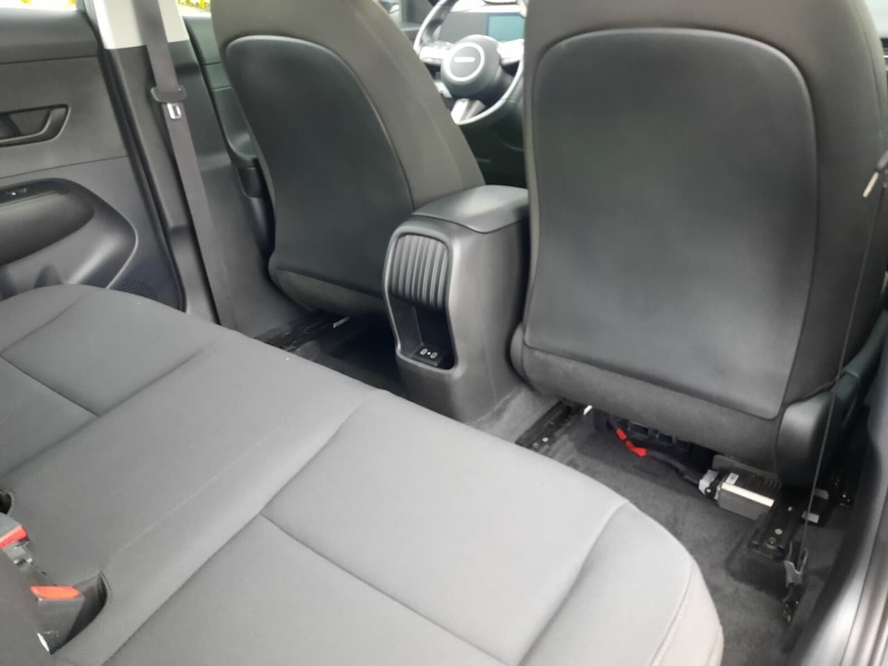 Hyundai Kona - zdjęcie 14