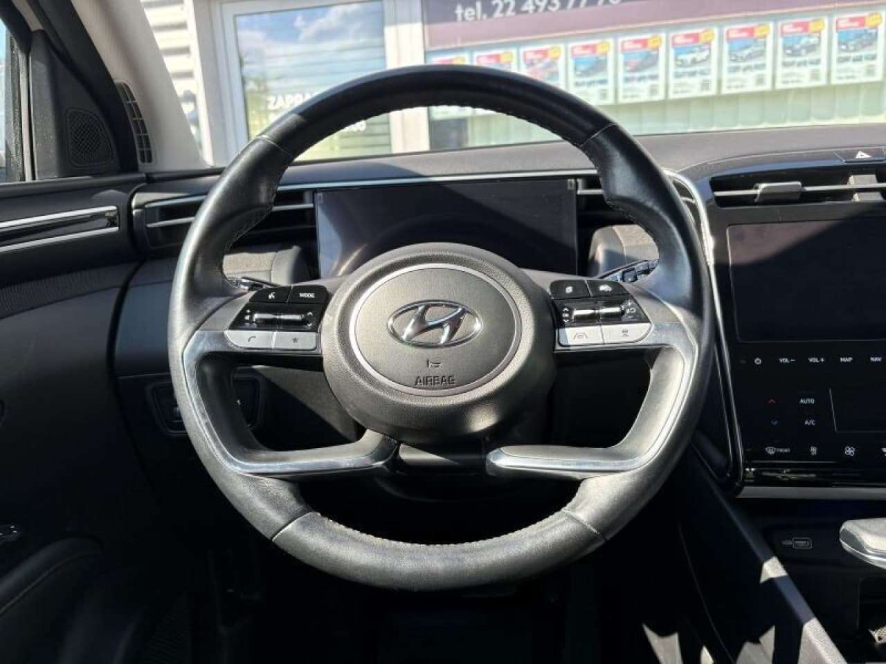 Hyundai Tucson - zdjęcie 4