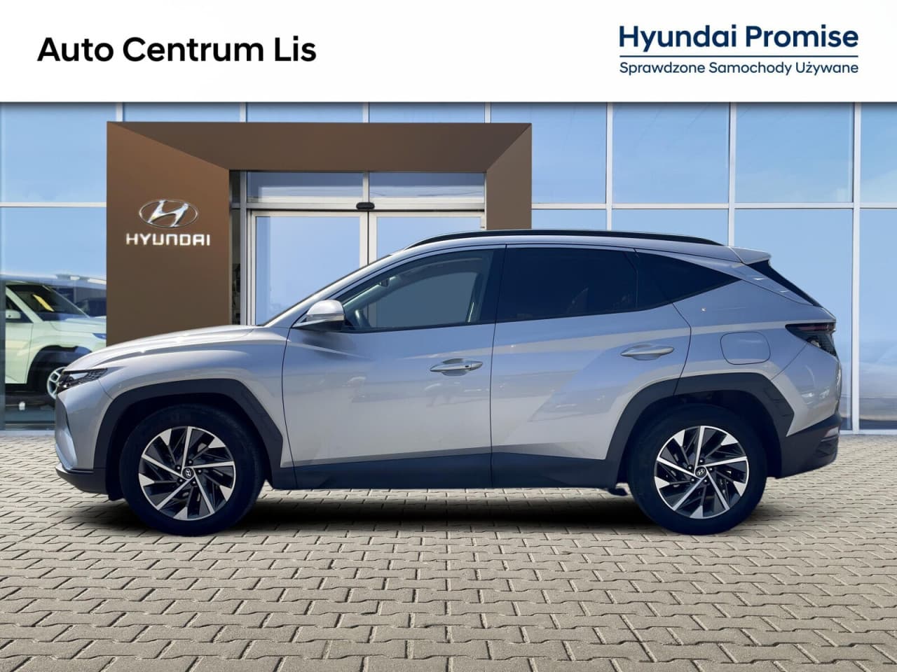 Hyundai Tucson - zdjęcie 2