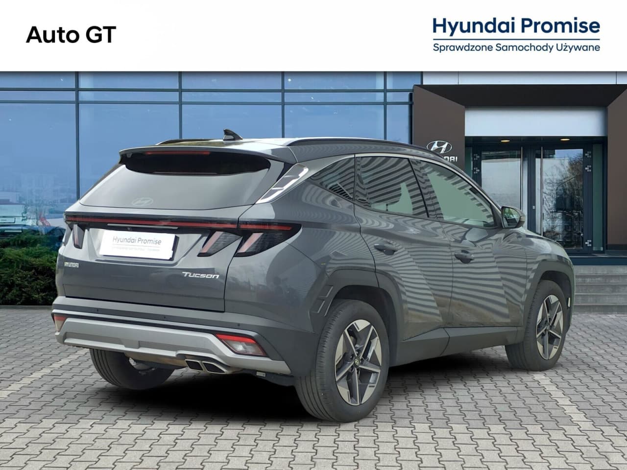 Hyundai Tucson - zdjęcie 2